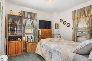 84-17 107th Ave, Ozone Park, NY 11417 - Photo 15