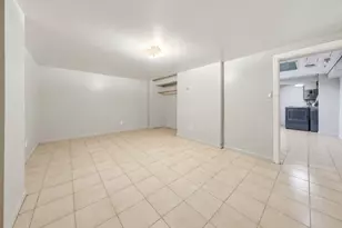 140 Whitman Rd, Yonkers, NY 10710 - Photo 17