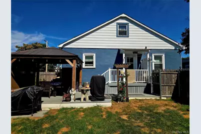 96 Trafalgar Drive, Shirley, NY 11967 - Photo 7