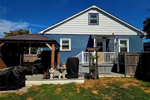96 Trafalgar Dr, Shirley, NY 11967 - Photo 7
