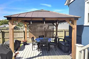 96 Trafalgar Dr, Shirley, NY 11967 - Photo 9