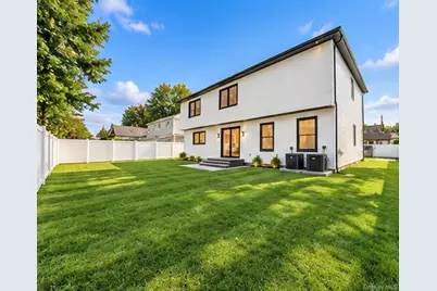 93 Stone, Levittown, NY 11756 - Photo 31