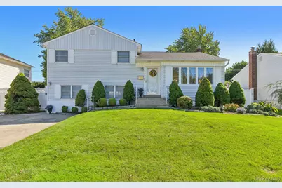 3994 Daleview Avenue, Seaford, NY 11783 - Photo 1