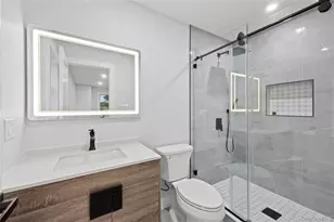 712 Bach Ct, Westbury, NY 11590 - Photo 35