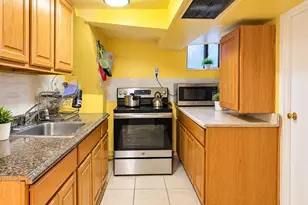 732 E 223rd St, Bronx, NY 10466 - Photo 15