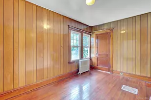 30 Brentwood Pkwy, Brentwood, NY 11717 - Photo 23