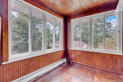 30 Brentwood Parkway, Brentwood, NY 11717 - Photo 17