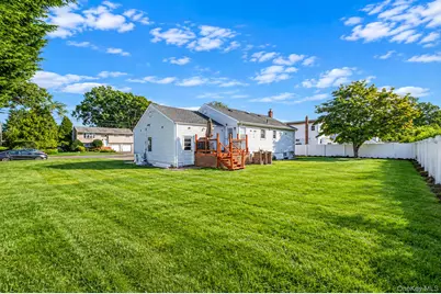 1477 6th Street, West Babylon, NY 11704 - Photo 17