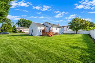 1477 6th St, West Babylon, NY 11704 - Photo 17