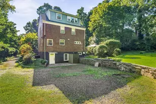 28 Winslow Rd, White Plains, NY 10606 - Photo 29