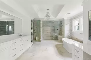 541 Split Rock Rd, Syosset, NY 11791 - Photo 17