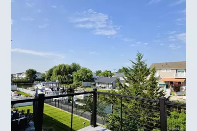 2706 Peconic, Seaford, NY 11783 - Photo 3