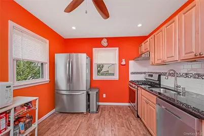 19 Rainbow Lane, Lindenhurst, NY 11757 - Photo 21