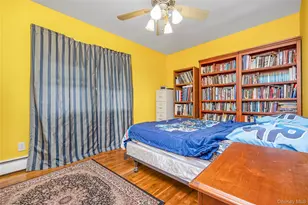 19 Rainbow Ln, Lindenhurst, NY 11757 - Photo 11