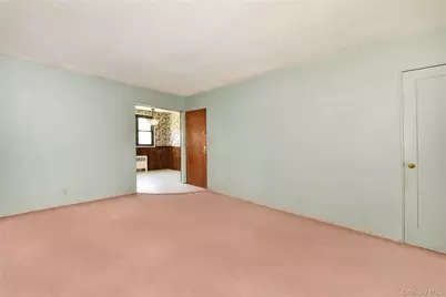 56-15 244 Street #Upper, Douglaston, NY 11362 - Photo 7