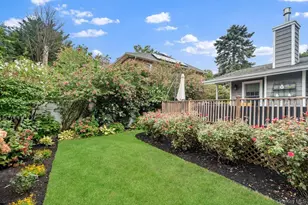 4 Smull Ln, Port Washington, NY 11050 - Photo 31