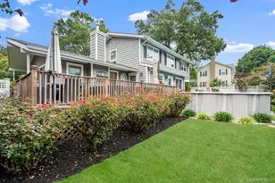 4 Smull Ln, Port Washington, NY 11050 - Photo 29