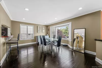 240-02 Oak Park Drive #18C, Douglaston, NY 11362 - Photo 7