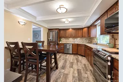 29 Ivy League Lane, Stony Brook, NY 11790 - Photo 5