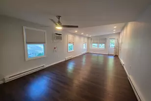 201 Village Cir W, Manorville, NY 11949 - Photo 7