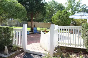 30 Randou Dr, Huntington, NY 11743 - Photo 35