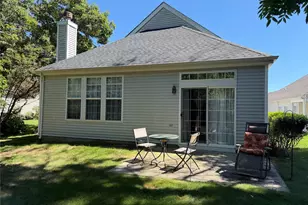 7 Sagaponack Ct, Ridge, NY 11961 - Photo 11