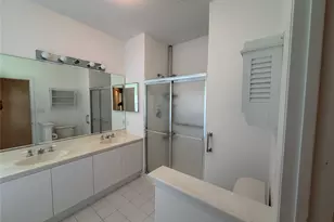 7 Sagaponack Ct, Ridge, NY 11961 - Photo 29