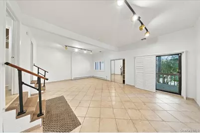 19 John Bean Court, Port Washington, NY 11050 - Photo 17