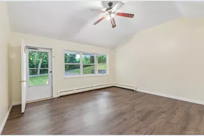 22 Red Maple Road, Ridge, NY 11961 - Photo 7