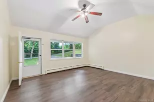 22 Red Maple Rd, Ridge, NY 11961 - Photo 7