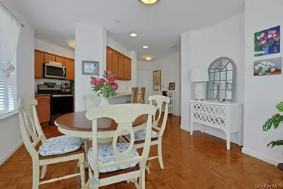 207 Sutton Drive #207, Mount Kisco, NY 10549 - Photo 11