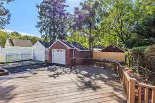 1900 Carleton Pl, Baldwin, NY 11510 - Photo 35