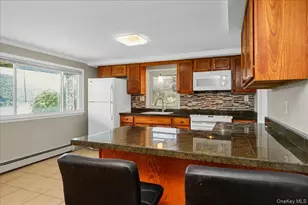 14 Hemlock Hill, Greenwood Lake, NY 10925 - Photo 13