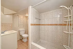 22 Flint Ave, Hempstead, NY 11550 - Photo 23