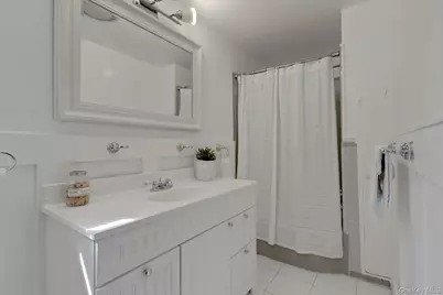 160 N Broadway, Nyack, NY 10960 - Photo 13