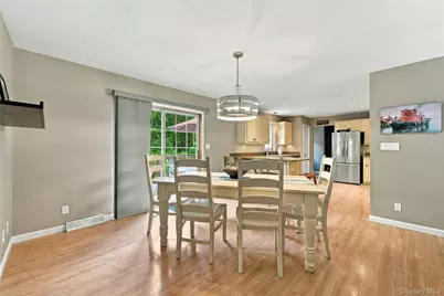 61341 Route 25, Southold, NY 11971 - Photo 9