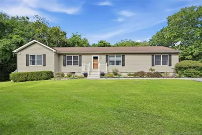 61341 Route 25, Southold, NY 11971 - Photo 1