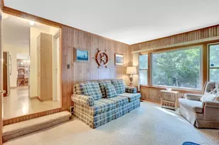 14 Morewood Dr, Smithtown, NY 11787 - Photo 11