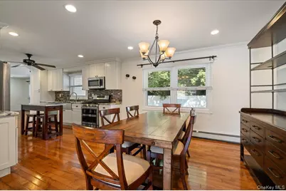 711 Koelbel Court, Baldwin, NY 11510 - Photo 9