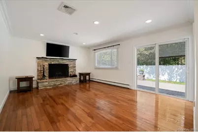 711 Koelbel Court, Baldwin, NY 11510 - Photo 17