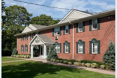 53 S Clinton Avenue #N1, Bay Shore, NY 11706 - Photo 1