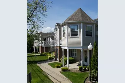 55 Fifth Avenue #4, Bay Shore, NY 11706 - Photo 1