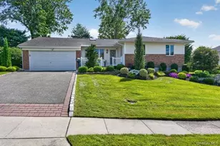 24 Peerless Dr, Oyster Bay, NY 11771 - Photo 3