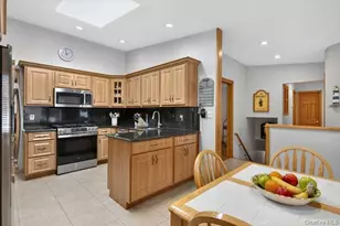 24 Peerless Dr, Oyster Bay, NY 11771 - Photo 21