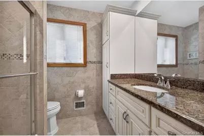 24 Peerless Drive, Oyster Bay, NY 11771 - Photo 27
