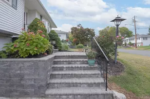 18 De Halve Maen Dr, Stony Point, NY 10980 - Photo 3