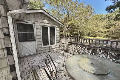 11 Robinhood Lane, Southampton, NY 11968 - Photo 17