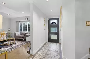 5 Crabapple Ln, Commack, NY 11725 - Photo 3