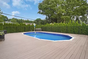 5 Crabapple Ln, Commack, NY 11725 - Photo 29