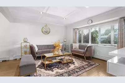 5 Crabapple Lane, Commack, NY 11725 - Photo 5